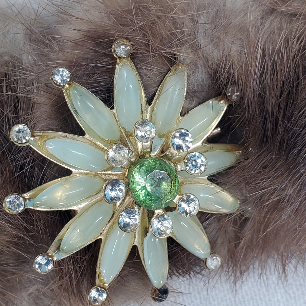VINTAGE fox fur collar with brooch - Picture 7 of 8